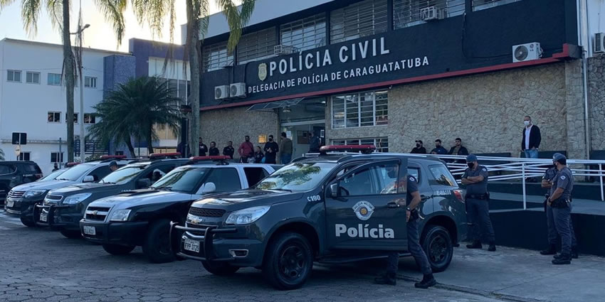 Policia 